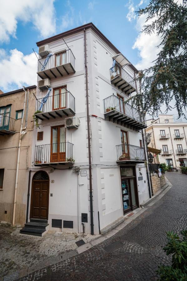 Appartamento Casa Lucia Castelbuono  Esterno foto