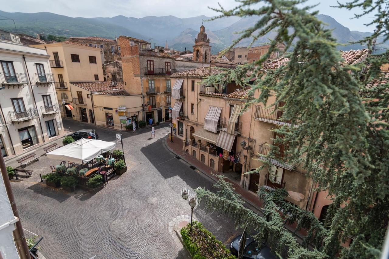 Appartamento Casa Lucia Castelbuono  Esterno foto